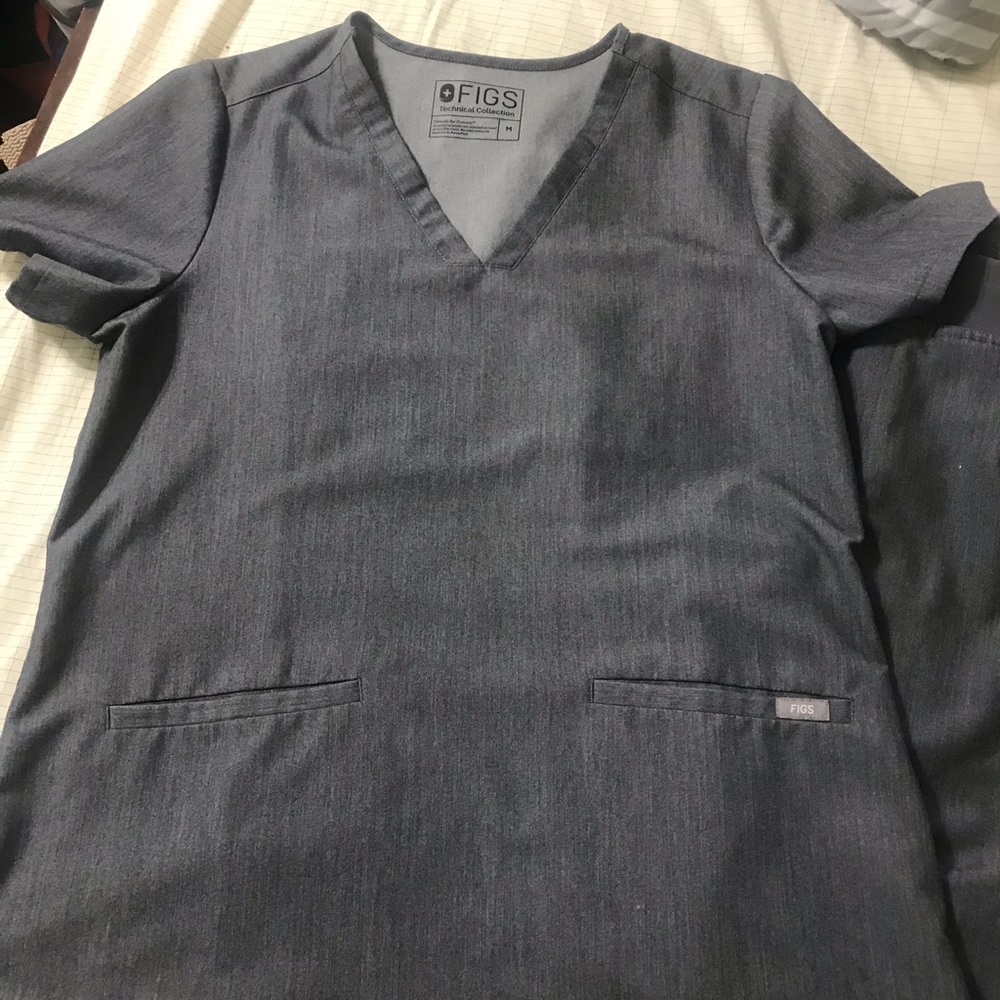 Figs scrub set